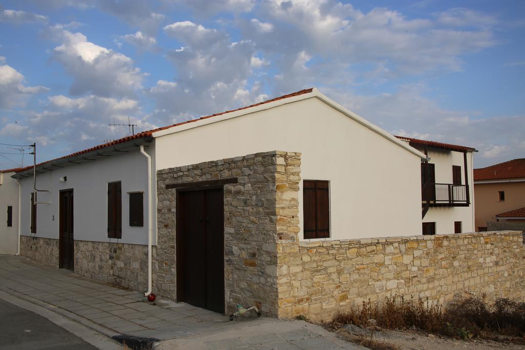 Charoullas Traditional Mansion Villa Alaminos Luaran gambar