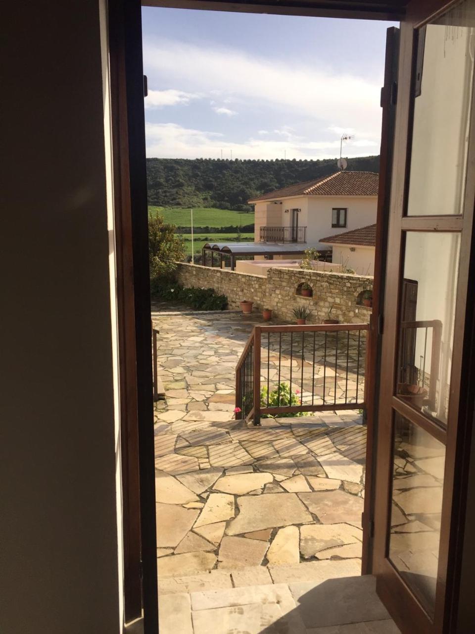 Charoullas Traditional Mansion Villa Alaminos Luaran gambar