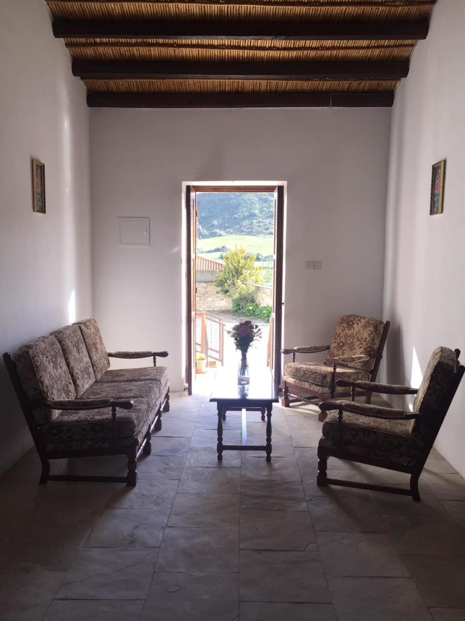 Charoullas Traditional Mansion Villa Alaminos Luaran gambar